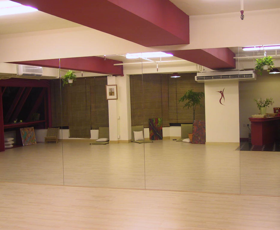 studiodoor.jpg